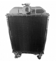 Радиатор водяной МТЗ-1221 1321-1301015 (5 рядов) Теплоотдача 61 кВт. Габаритные размеры 870х485х180. MTZ 13211301015