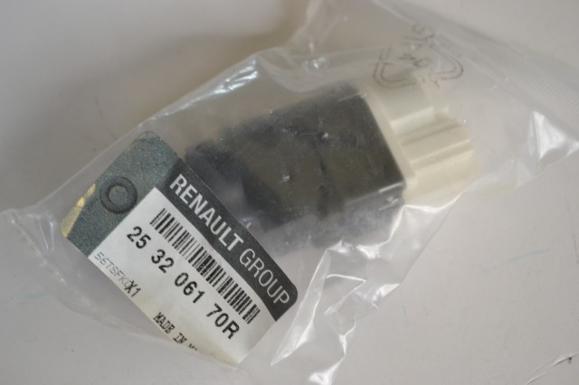 253206170R RENAULT Выключатель стоп сигнала Renault 253206170R