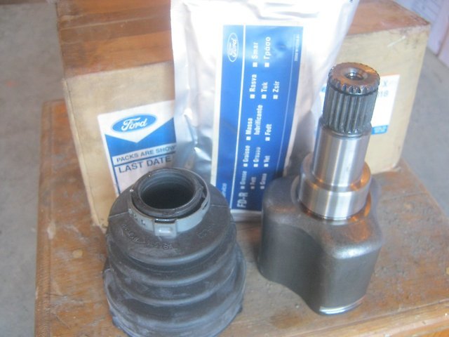 1676318 FORD Трипод левый в сборе / FORD C-Max,Focus-II 03~