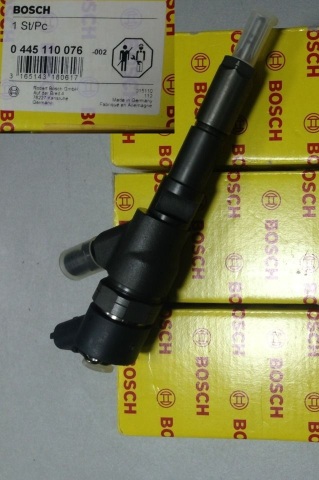 0445110076 BOSCH Форсунка