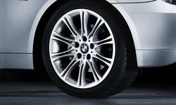 36118036947 BMW Колесный диск легкоспл. reflex-silber