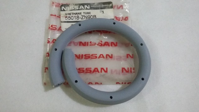 55018ZN90B NISSAN Нижняя опора передней пружины L=R Tiida 07->