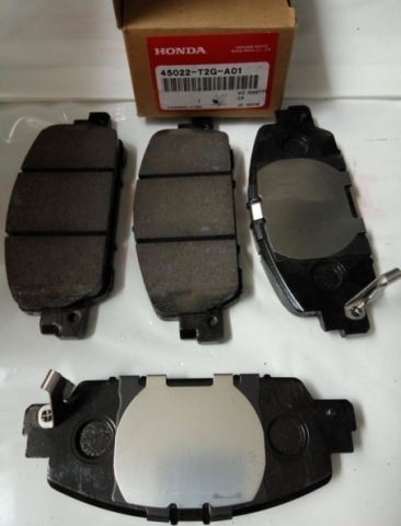 45022T2GA01 HONDA Колодки тормозные передние