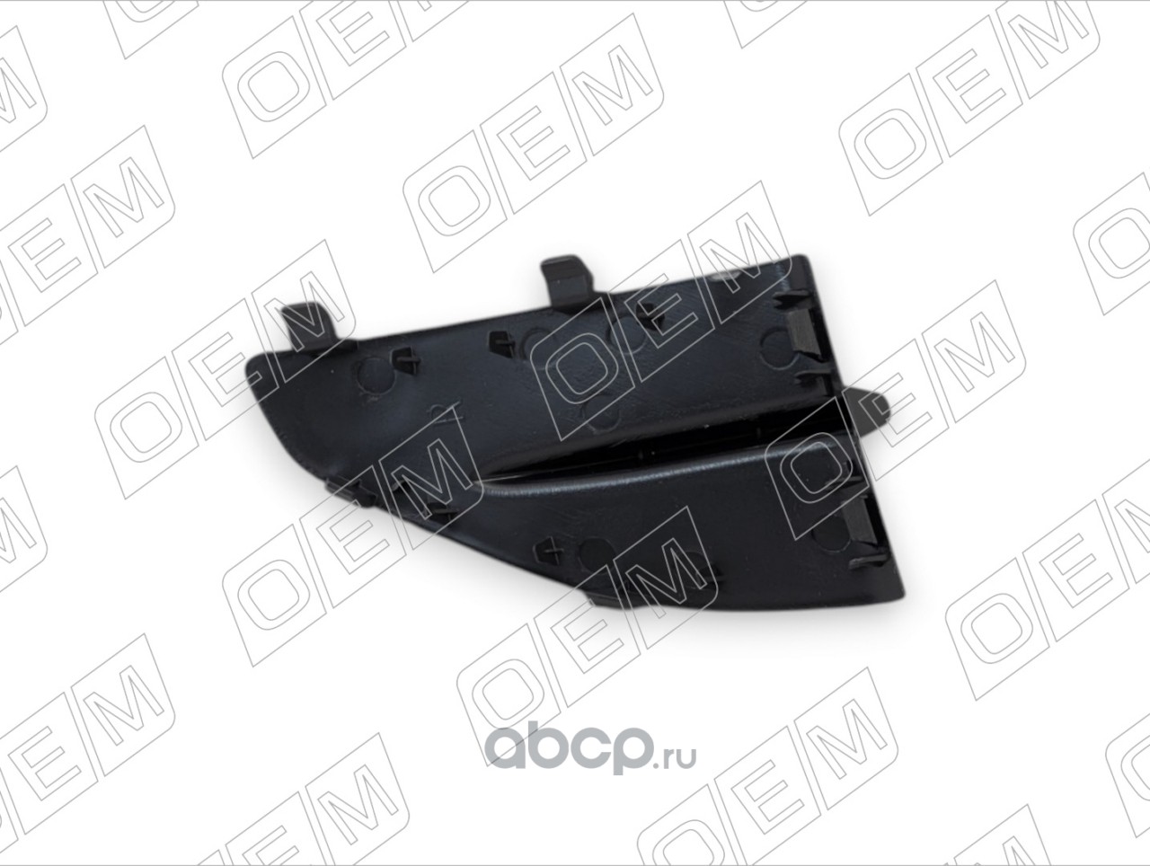 OEM1788R O.E.M. Решетка в бампер нижняя правая Mazda 6 2018-2026