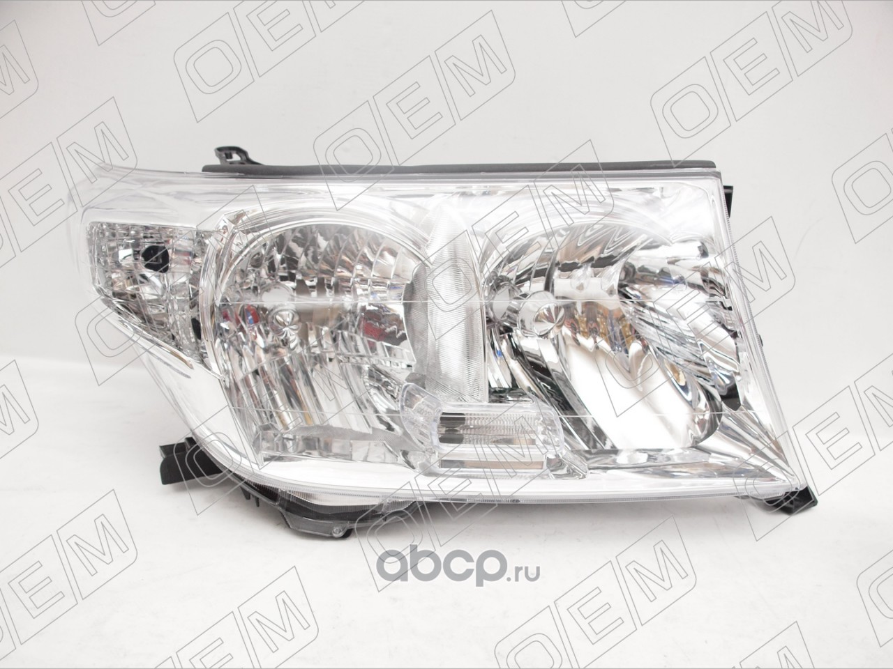OEM0455FR O.E.M. Фара правая Toyota Land Cruiser 2007-2012 ксенон