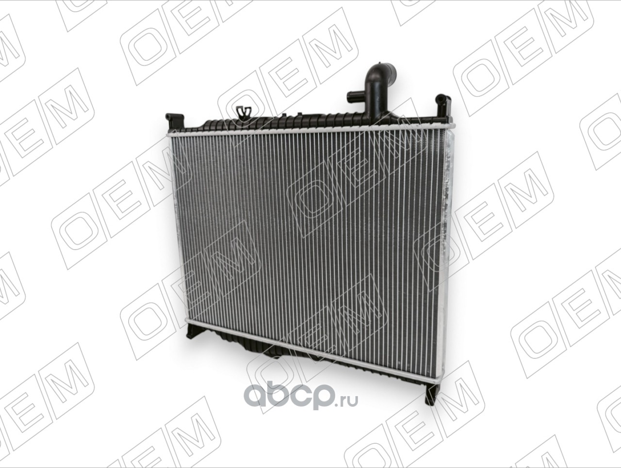 OEM0578RSO O.E.M. Радиатор охлаждения Land Rover Discovery 2009-2017 паяный, 3.0 л дизель