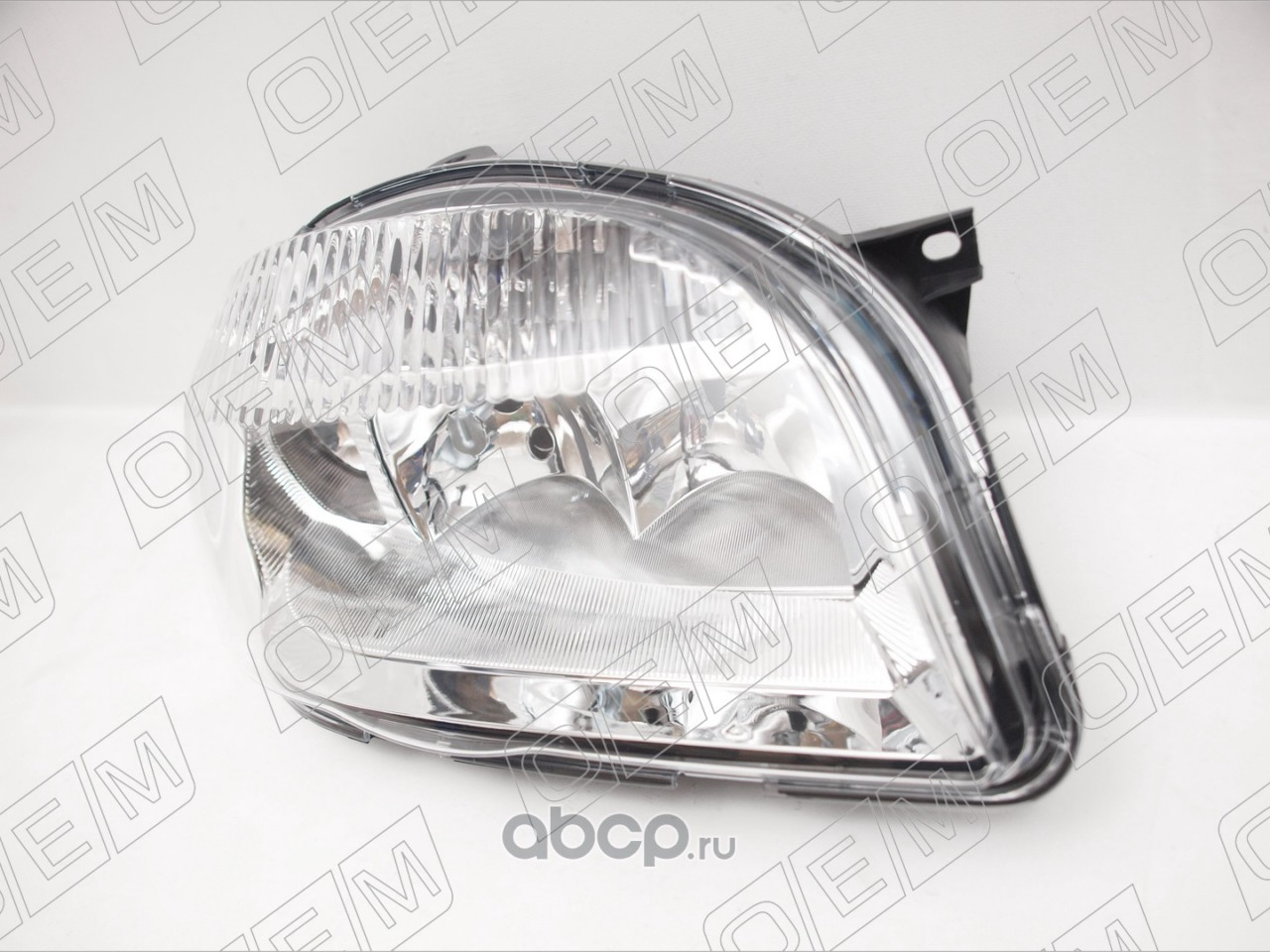 OEM0418FR O.E.M. Фара правая Chevrolet Niva 1 2002-2009