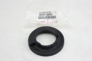 4825742030 TOYOTA ПРОСТАВКА ПРУЖИНЫ РЕЗИНОВАЯ