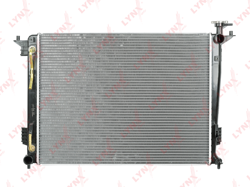 RB1064 LYNXAUTO Радиатор охлаждения паяный AT